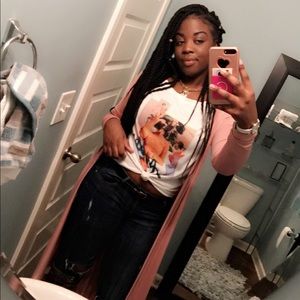 Meet your Posher, Alexis